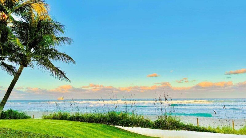 Manalapan Florida – Luxury Oceanfront and Intracoastal Mansions