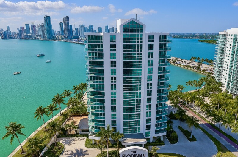 650 West Avenue 2905 Miami Beach FL 33139 Listing Broker Alice Lonnqvist