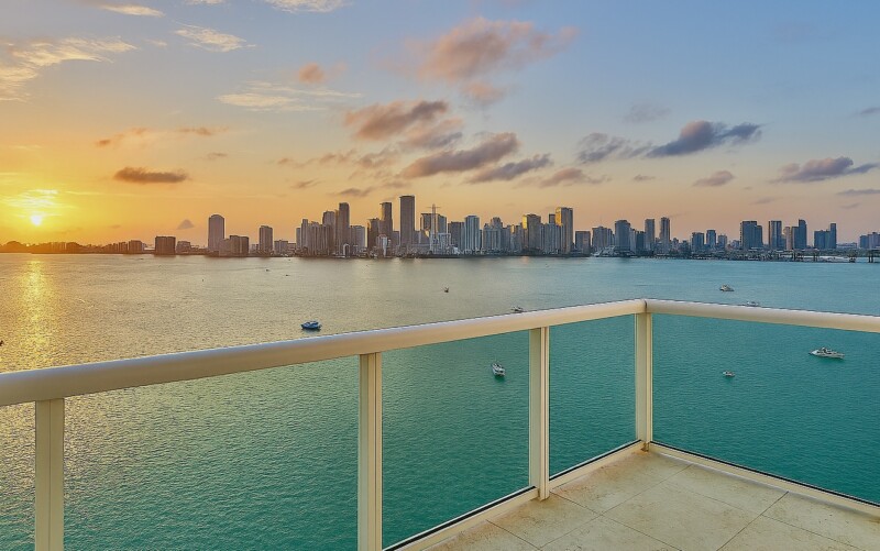 650 West Avenue 2905 Miami Beach FL 33139 Listing Broker Alice Lonnqvist